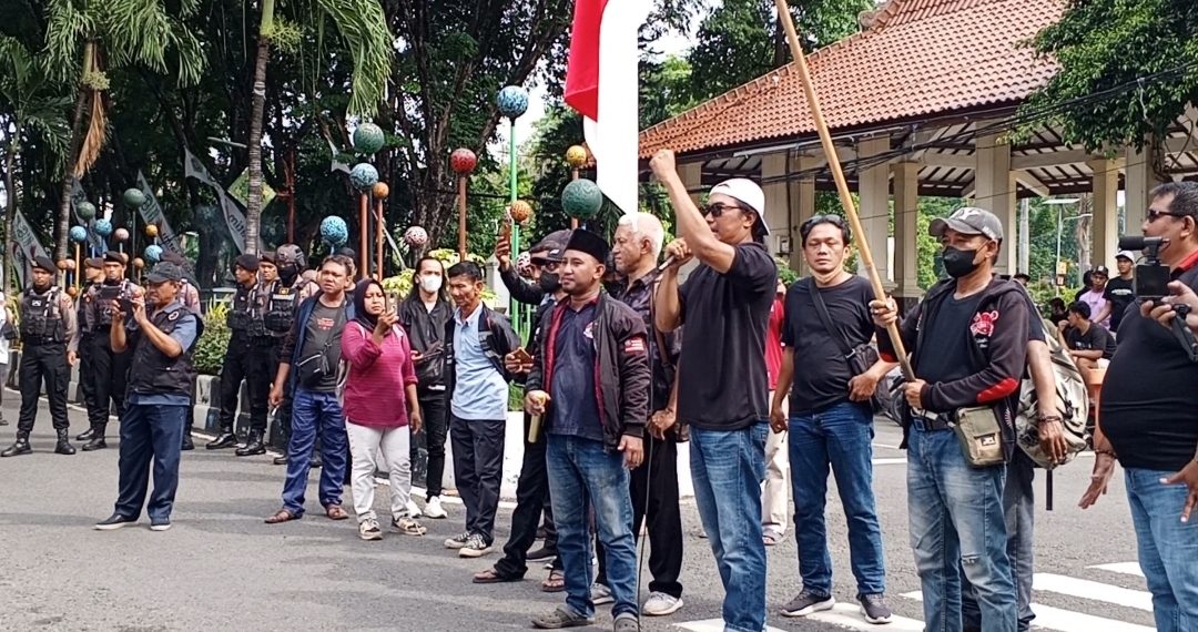 Gerakan Masyarakat Sidoarjo Anti Korupsi Bersatu Dukung KPK Tuntaskan Penyidikan OTT di BPPD Sidoarjo
