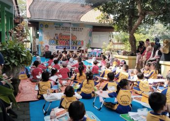 SDN Terung Wetan Menggelar Lomba Mewarnai Tingkat TK / RA, Upaya Latih Motorik Halus Anak