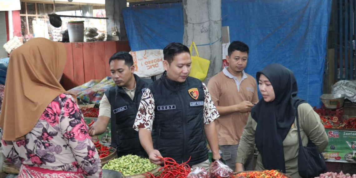 Jelang Ramadan 1446 H, Satgas Pangan Polres Magetan Sidak Pasar: Stok Bapokting Aman dan Harga Relatif Stabil