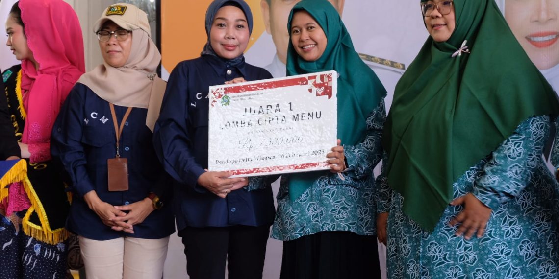 Gelar Lomba B2SA, dr. Sriatun Subandi Harapkan Kader PKK Bisa Ciptakan Menu Bervariatif, Sehat dan Aman