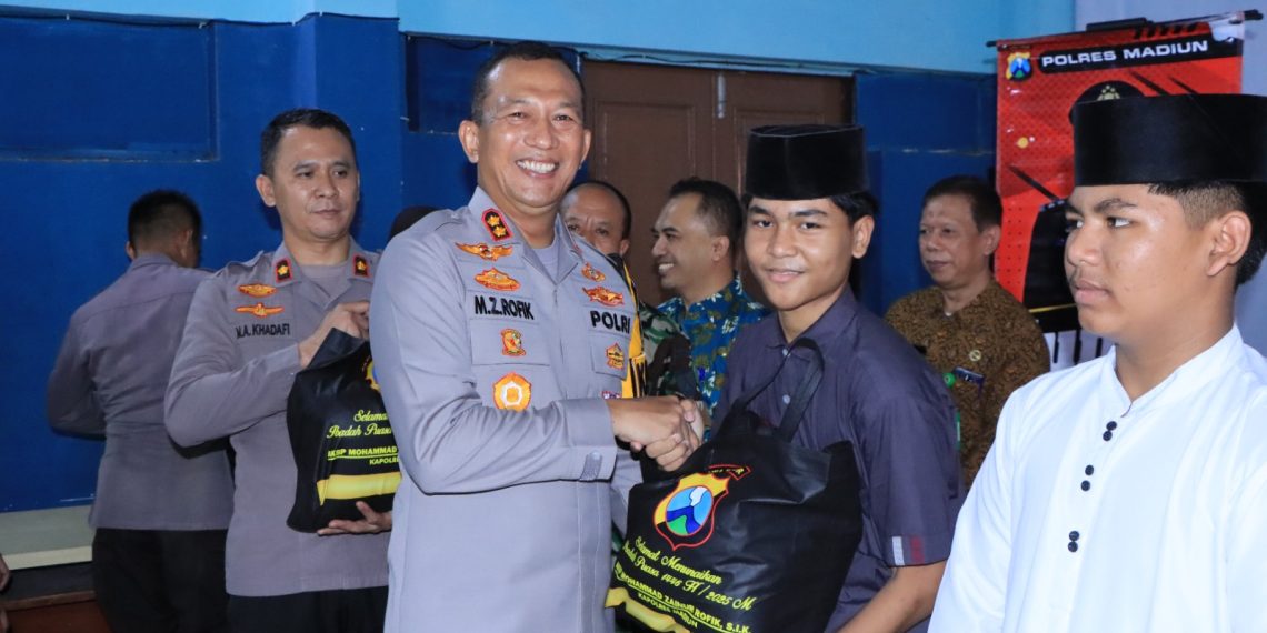 Forum Keakraban Bersama Warga, Kapolres Madiun Gelar Dialog dan Beri Santunan Yatim Piatu