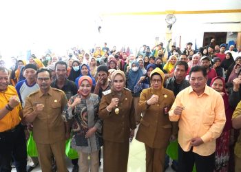 Dukung Program CSR Sidoarjo, PT.ECCO Sidoarjo bersama Pemkab Sidoarjo Serahkan Bantuan Bahan Pangan Di Kecamatan Candi