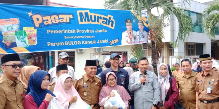 Wakil Bupati Merangin H.A.Khafid Moein Gelar Pasar Murah Untuk Warga Tidak Mampu