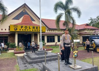Polres Sarolangun Laksanakan Apel Gelar Pasukan Operasi Kepolisian Terpusat Ketupat 2025 Dalam Rangka Pengamanan Idul Fitri 1446 H Tahun 2025