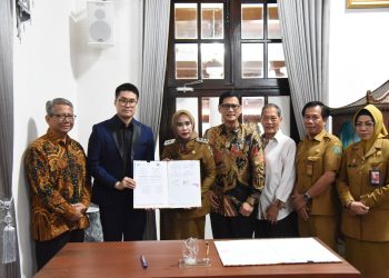 Pemkab Sidoarjo Teken MoU dengan CWI Kelola TPA Jabon Jadi Sumber Energi