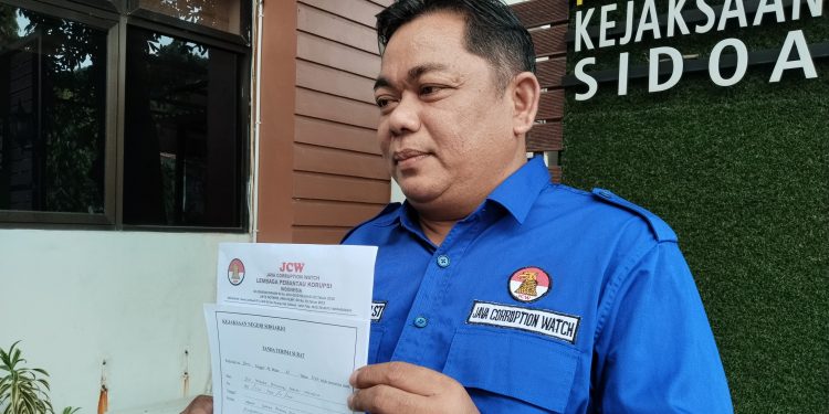 Diduga Salahgunakan Wewenang, Bupati Subandi Dilaporkan JCW ke Kejari Sidoarjo