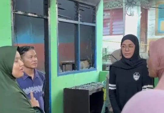 Poskes Parak Kelapo Ludes Dilahap Si -Jago Merah