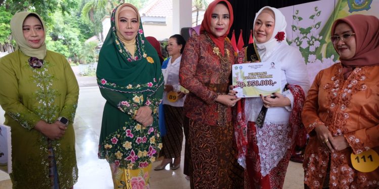 Peringati Hari Kartini, Pemkab Sidoarjo Kukuhkan Bunda Genre dan Luncurkan Puspaga Rinata