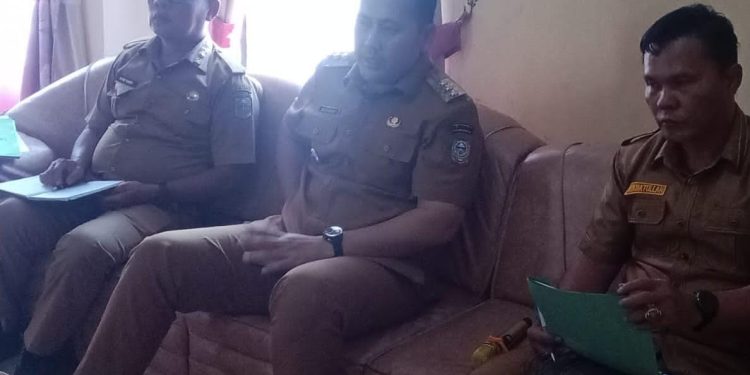 Bupati Merangin H M Syukur Bahas Persoalan Sampah, di Kantor Camat Bangko