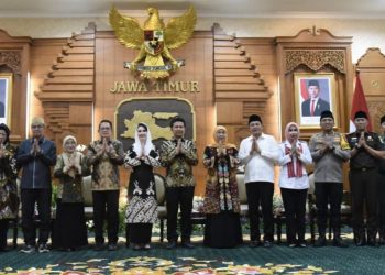 Bupati dan Wakil Bupati Sidoarjo Ikuti Halal bi Halal Dengan Gubernur dan Wakil Gubernur Jatim