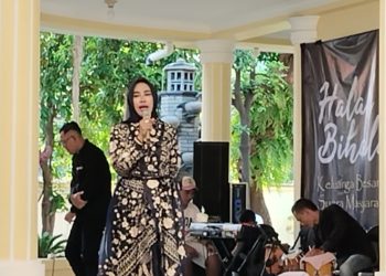 Halal Bihalal Group SMS di Rumdis Wabup, Hj. Mimik Idayana : Saya Siap di Kritisi