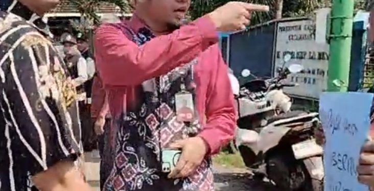 Dinilai Tidak Pro Rakyat, Sejumlah Elemen Masyarakat Sidoarjo Turun Menolak BPPD Memungut Pajak di Jalanan