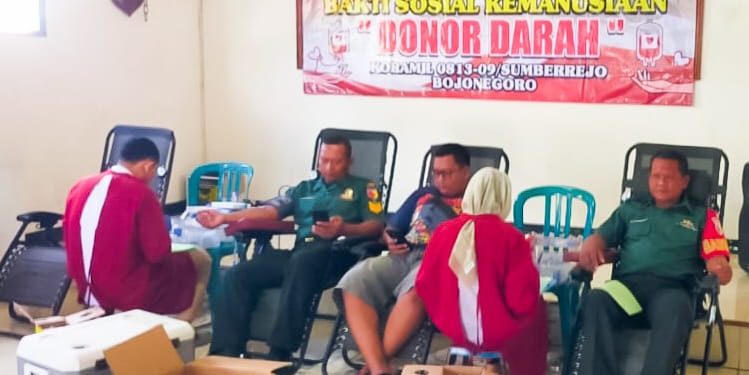 32 Kantong Darah Terkumpul Giat Baksos Koramil Sumberrejo – Bojonegoro