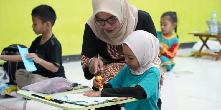 Bunda Cantika Wahono Hadiri Lomba Hari Anak Nasional 2025 Tingkat Kabupaten