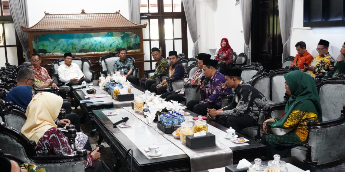 Pemkab Sidoarjo Fasilitasi Sekolah Swasta Mengurus PBG