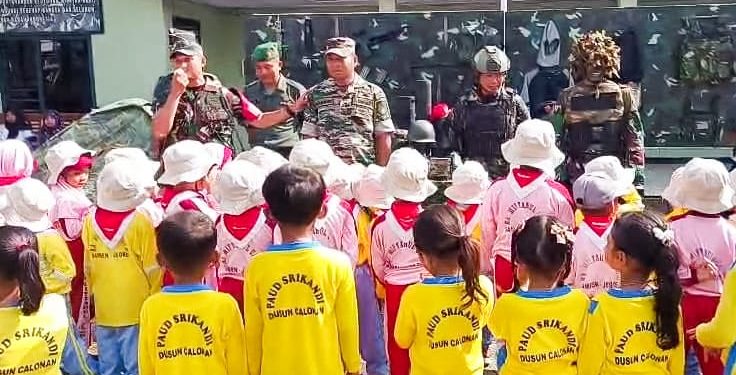 Mengenal Profesi TNI Sejak Dini: TK/RA Miftakhul Ulum Lamongan kunjungi Markas Koramil Sumberrejo-Bojonegoro