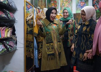 Wakil Bupati Sidoarjo Apresiasi Ekonomi Kreatif UMKM Lokal di Nine Art Gallery