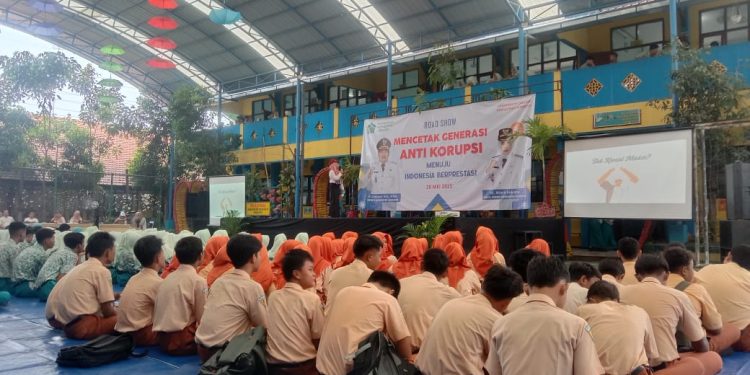 Tanamkan Nilai-nilai Anti Korupsi Sejak Dini, Inspektorat Sidoarjo Gencar Sosialisasikan Pendidikan Anti Korupsi Kepada Pelajar