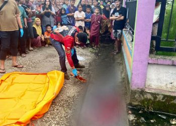 Polsek dan Polres Sarolangun Datangi TKP Penemuan Mayat di Dalam Parit Desa Panti