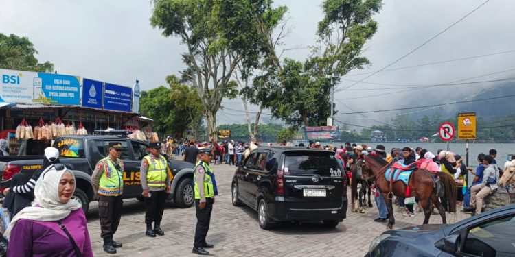 Polres Magetan Tingkatkan Patroli dan Pengamanan di Lokasi Wisata Sarangan Selama Libur Panjang Kenaikan Isa Almasih