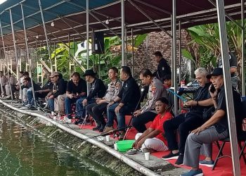 Polres Bojonegoro Bersama BKP dan Ketua Pencak Silat Adakan Mancing Bersama
