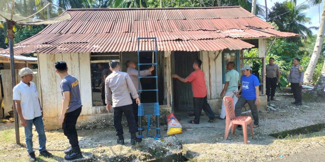 Bedah Rumah, Hari Bhayangkara ke-79, Kapolres Sarolangun Lakukan Peletakan Batu Pertama