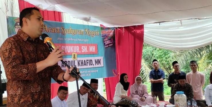 Warga Pulau Rengas Ulu Syukuran Negeri Atas Terpilihnya “SUKA” Sebagai Bupati dan Wakil Bupati Merangin 2025-2030