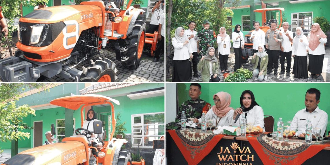 Berkunjung ke Porong, Wabup Mimik Idayana Pastikan Bantuan Alsintan Tepat Sasaran