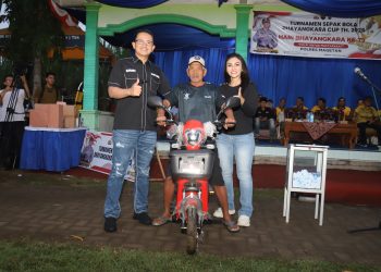 Meriah! Turnamen Sepak Bola Polres Magetan Resmi Ditutup, Yonko 463 Kopasgat Raih Juara 1
