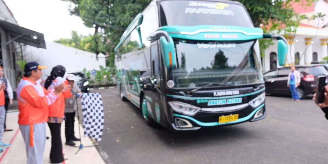 Kontingen Porprov IX Sidoarjo Gelombang II Diberangkatkan Wakil Bupati Mimik Idayana