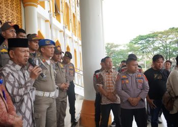 Jaga Ucapan, Hormati Profesi: Wabup H.A. Khafidh Tegaskan Etika Pejabat Publik di Tengah Aksi Wartawan