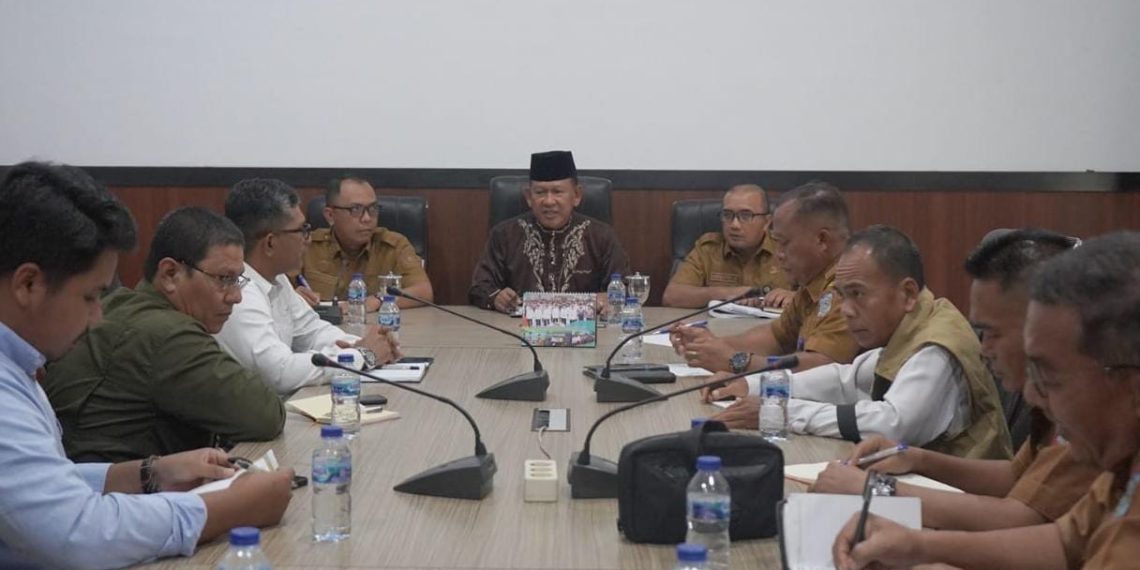 Wabup Merangin H.A. Khafidh Mediasi Kisruh Harga Sawit antara Warga dan PT AIP