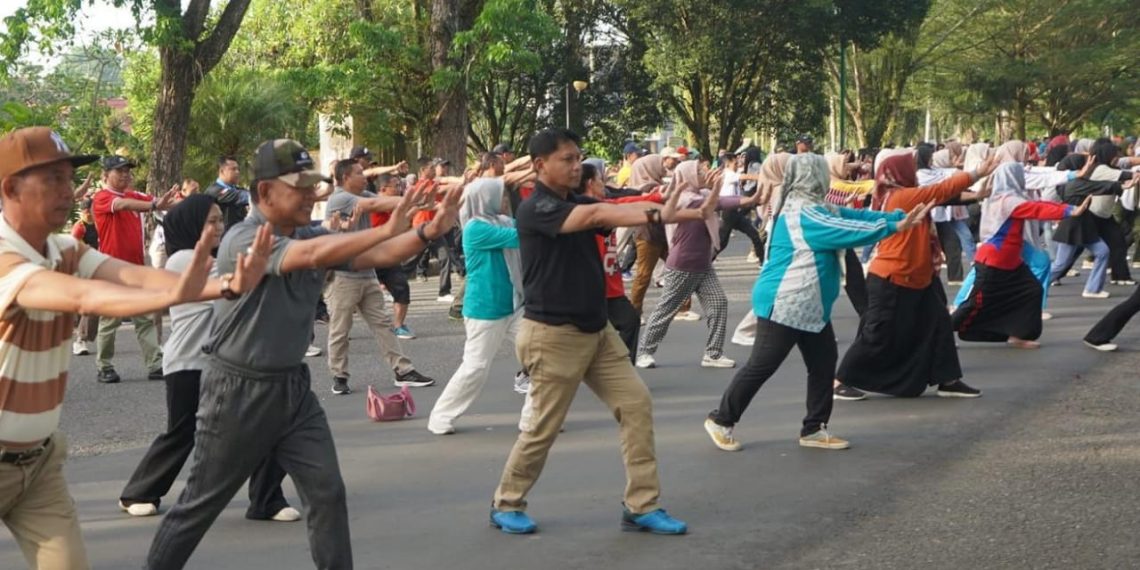Pegawai Pemkab Merangin Semangat Ikuti Senam Jumat Sehat