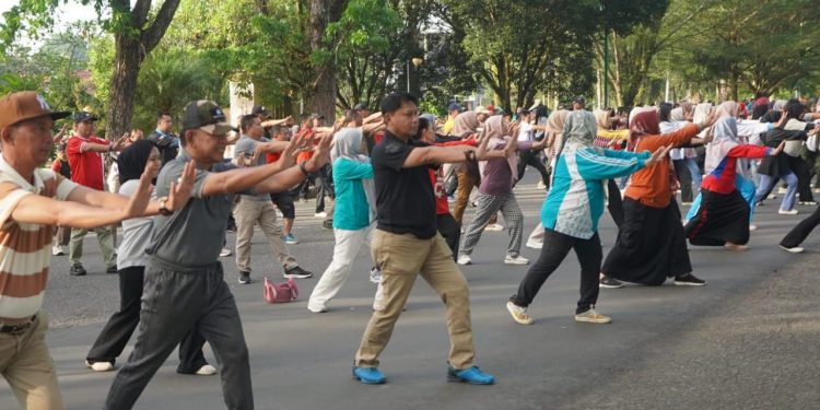 Pegawai Pemkab Merangin Semangat Ikuti Senam Jumat Sehat