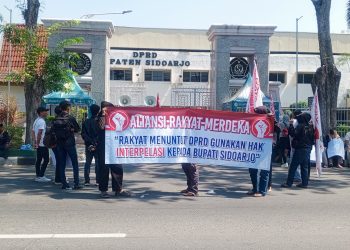 Aliansi Rakyat Merdeka Desak DPRD Sidoarjo Gunakan Hak Interpelasi kepada Bupati