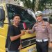 Bangkitkan Semangat Nasionalisme, Polres Sarolangun Bagikan Bendera Merah Putih Jelang HUT RI ke-80