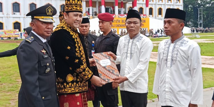 Bupati Merangin H.M. Syukur, Hadiri Upacara Peringatan HUT ke-80 Kemerdekaan RI