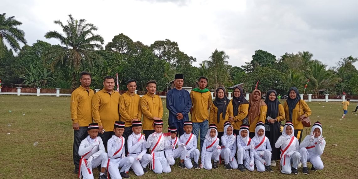 SDN 110/VI Sekancing II Raih Juara I Lomba Gerak Jalan HUT ke-80 RI