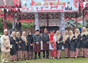 Camat Tiang Pumpung M. Tais Pimpin Upacara Peringatan HUT ke-80 RI