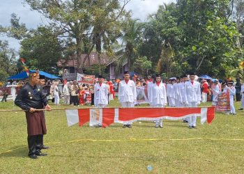 Tokoh Formal dan Informal Antusias Meriahkan Pawai HUT RI ke-80 di Tiang Pumpung