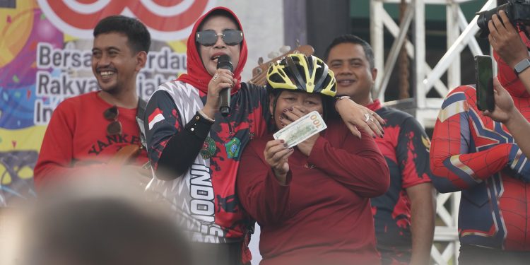 Semarak Fun Bike 2025 Kodim 0816 Sidoarjo bersama Forkopimda Rayakan HUT RI ke-80