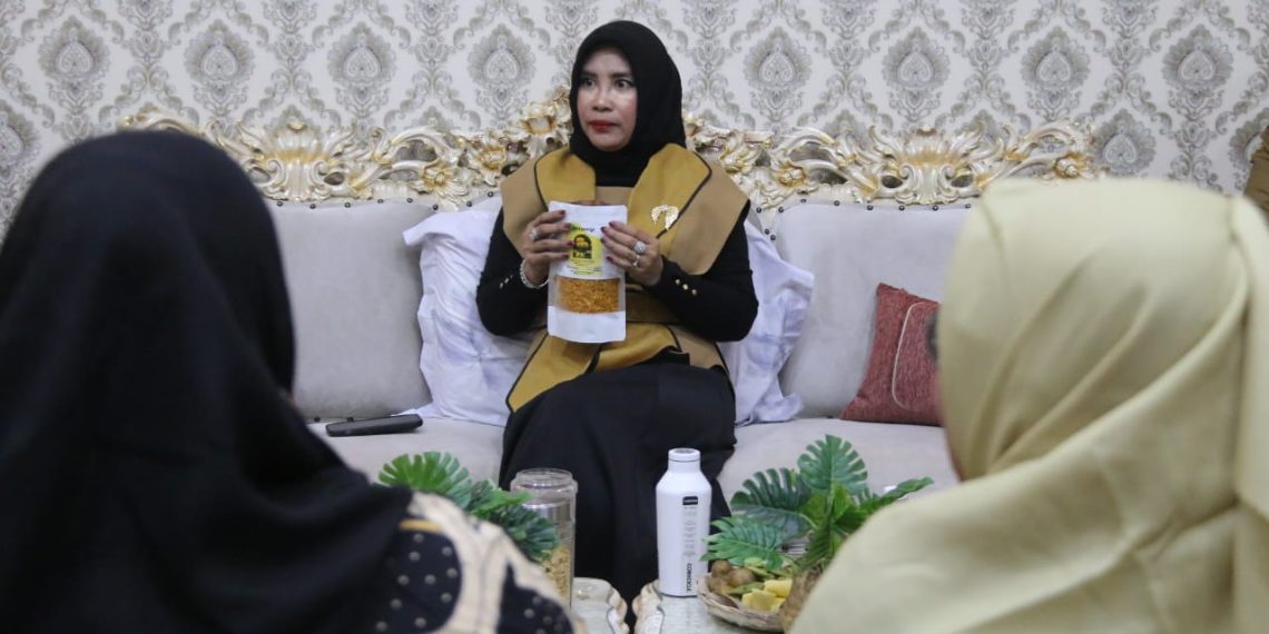 Wabup Mimik Idayana Janji Fasilitasi UMKM Geluran Tembus Pasar Lebih Luas