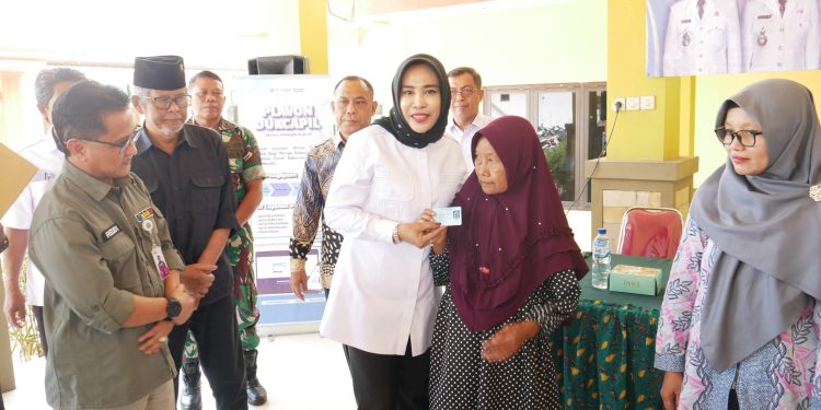 Wabup Sidoarjo Ajak Warga Desa Mergosari Maksimalkan Layanan Adminduk Jemput Bola Terpadu