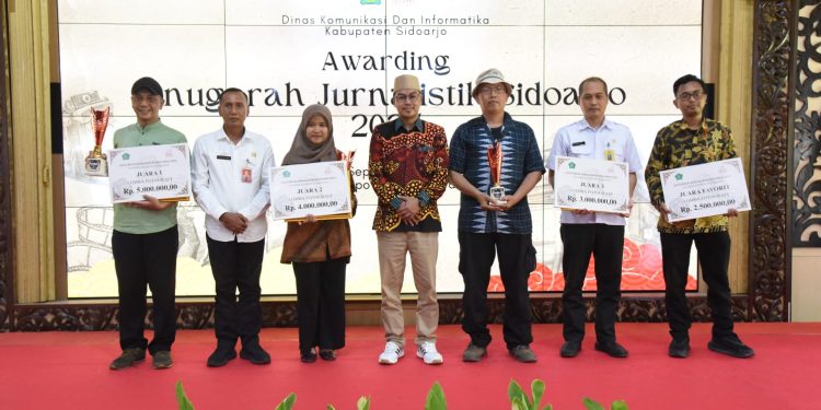 Pemkab Sidoarjo Beri Penghargaan Insan Jurnalis dan Kreator Konten