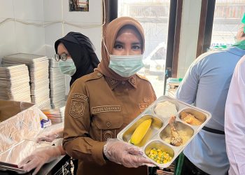 Wabup Mimik Idayana Sidak Dapur MBG di Dua Lokasi, Apresiasi Kebersihan dan Ingatkan Soal Limbah