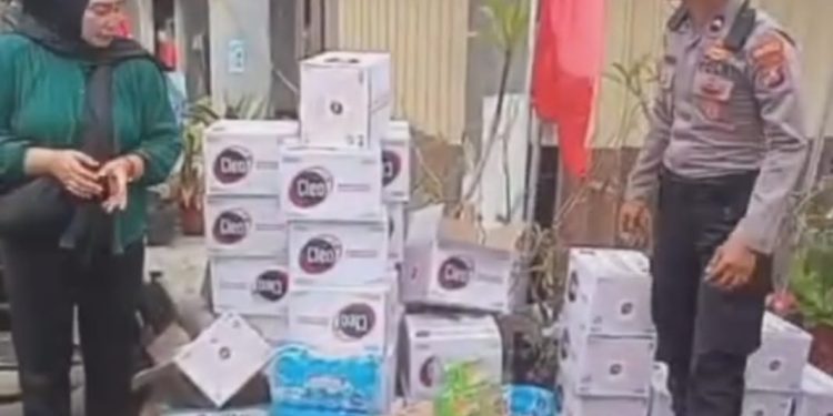 Relawan Rahmat Center dan Tim OPS Bergerak Cepat, Salurkan Bantuan ke Korban Ambruknya Masjid Pondok Al Khoziny