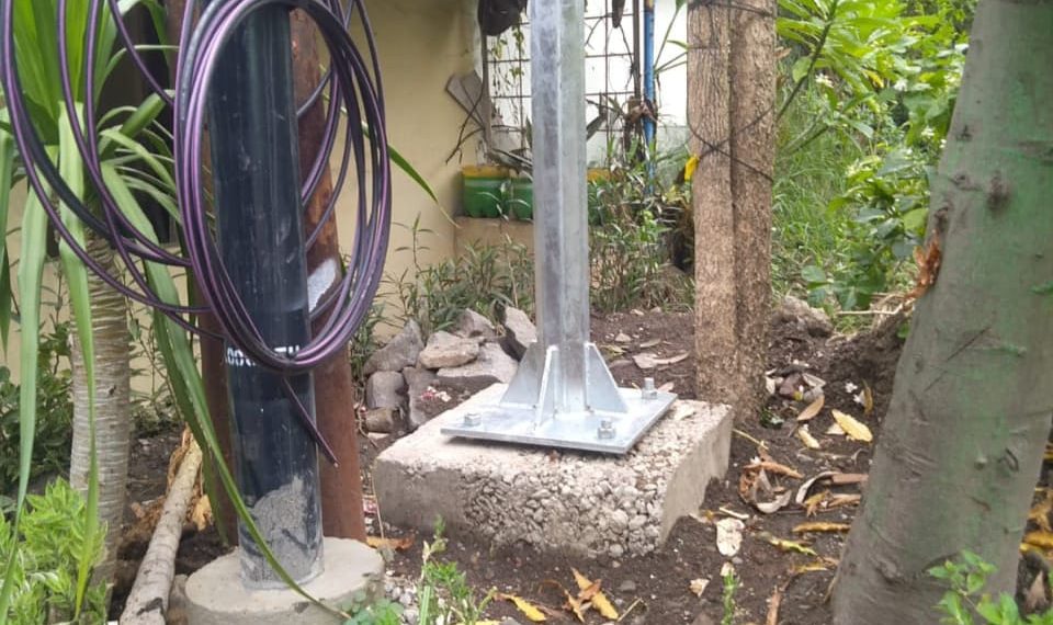 Mutu Beton Diduga di Bawah Standar, Dudukan Tiang PJU di Sidoarjo Ditemukan Berongga