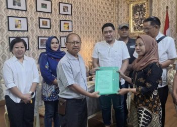 Warga Mutiara Regency Tolak Pembukaan Akses Jalan ke Mutiara City, Adukan ke Wabup Mimik Idayana