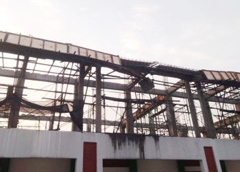 Diduga Sarat Ketidaksesuaian RAB, Pembangunan SMPN 2 Prambon Sidoarjo Tuai Sorotan: Kualitas Material Dipertanyakan, Siswa Nyaris Jadi Korban