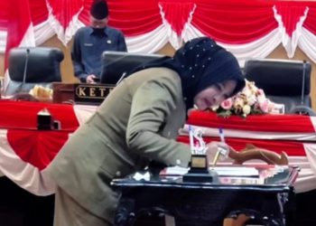 Rapat Paripurna DPRD Sidoarjo: Wabup Sampaikan Jawaban Bupati Atas PU Fraksi dan Sejumlah Agenda Strategis Ditetapkan